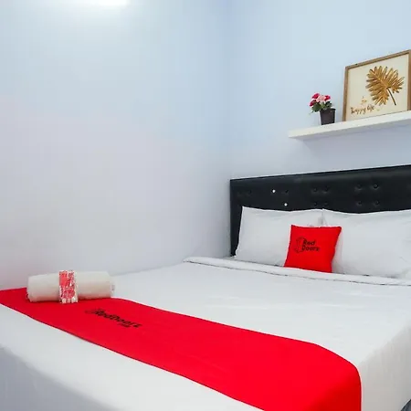 Reddoorz Near Puri Anjasmoro Area-3